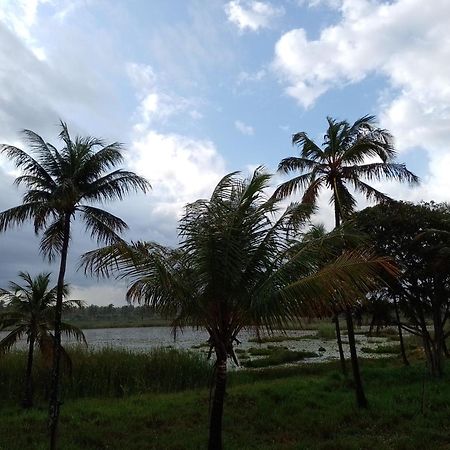 Chale Perto Da Praia Com Duas Suites E Varandao Pacatuba  Kültér fotó